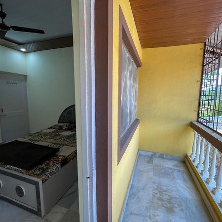 Zars Villa, Лонавала Екстериор снимка