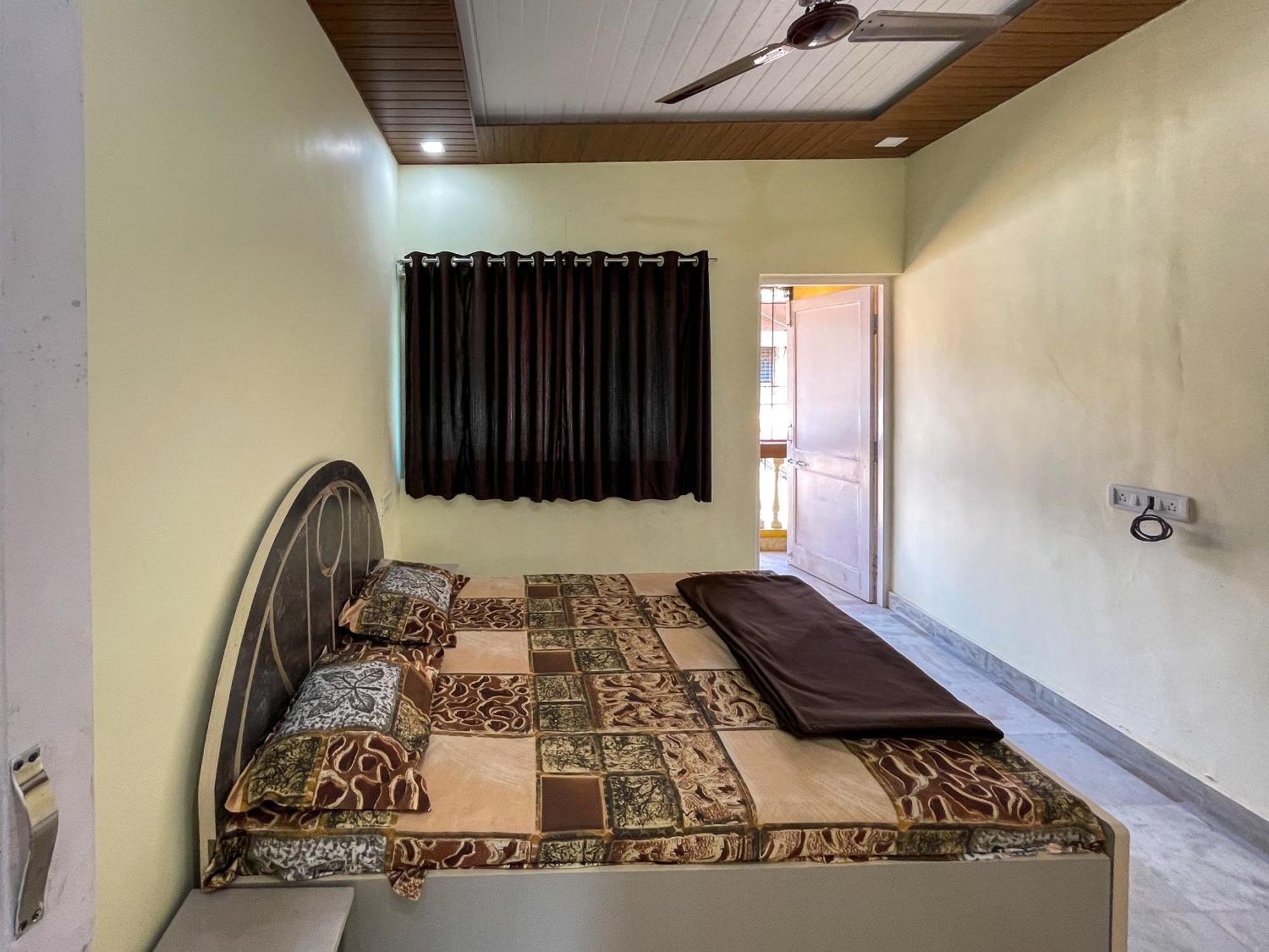 Zars Villa, Лонавала Екстериор снимка