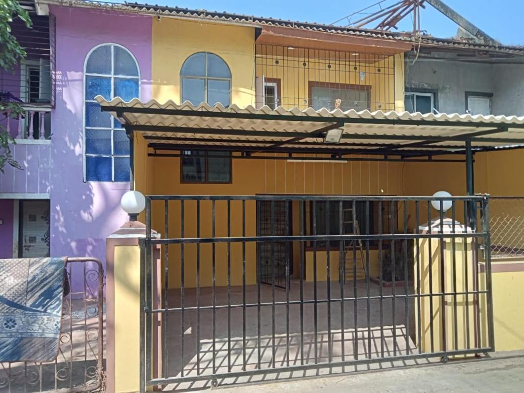 Zars Villa, Лонавала Екстериор снимка